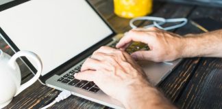 Jak stworzyć stronę internetową? Czy warto to robić samodzielnie?