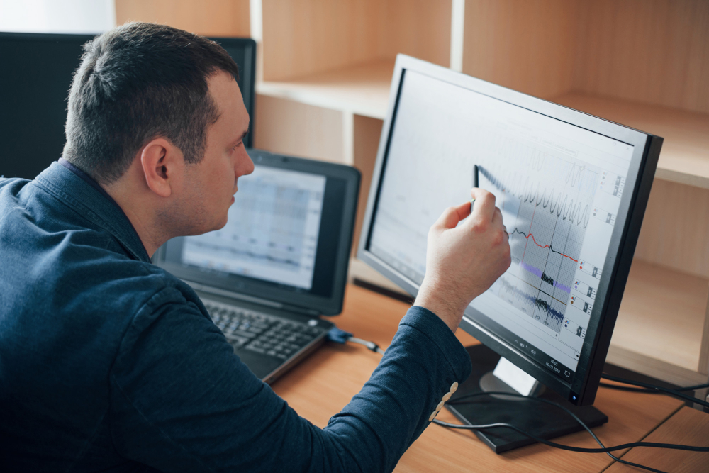 Ile zarabia analityk danych