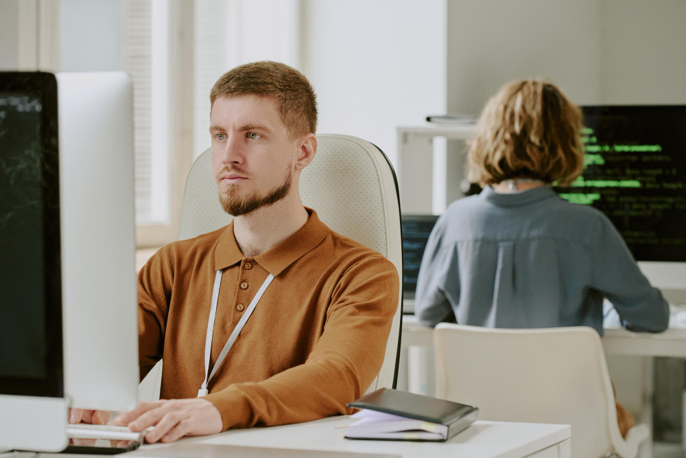 Jak kurs z cyberbezpieczeństwa może pomóc w ochronie sklepu internetowego